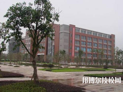 武漢鐵路橋梁職業(yè)學(xué)院2020年報(bào)名條件、招生要求、招生對(duì)象