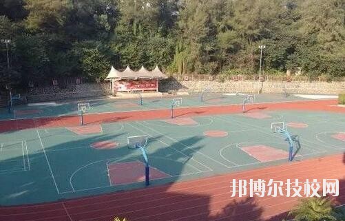 四川儀表工業(yè)學(xué)校2020年報(bào)名條件、招生要求、招生對象