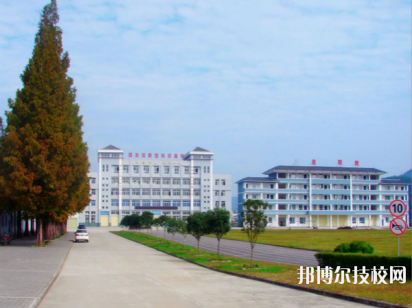 石泉縣職業(yè)教育中心2020年報(bào)名條件、招生要求、招生對(duì)象