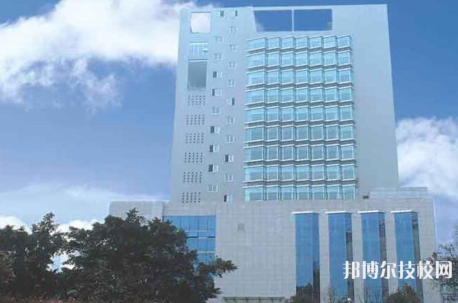 重慶五一高級(jí)技工學(xué)校2020年學(xué)費(fèi)、收費(fèi)多少