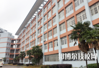 南昌理工職業(yè)中等專業(yè)學(xué)校2020年報(bào)名條件、招生要求、招生對(duì)象 