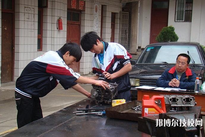 石阡中等職業(yè)學(xué)校怎么樣、好不好