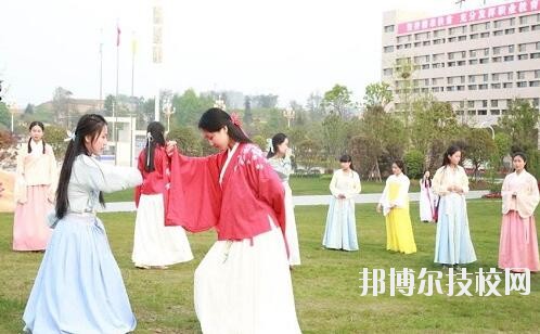 畢節(jié)衛(wèi)生學(xué)校2020年學(xué)費(fèi)、收費(fèi)多少