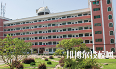 江西新能源技工學(xué)校2020年報(bào)名條件、招生要求、招生對(duì)象