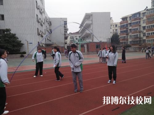 西安市商貿旅游成人中等專業(yè)學校2020年報名條件、招生要求、招生對象
