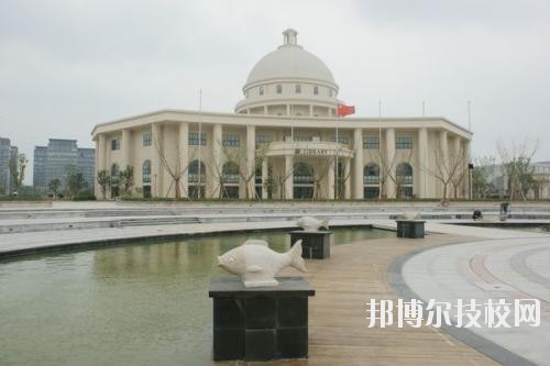 寧波外事學(xué)校2020年報(bào)名條件、招生要求、招生對(duì)象