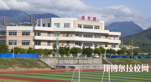 南寧海豐職業(yè)技術(shù)學(xué)校2020年報名條件、招生要求、招生對象 