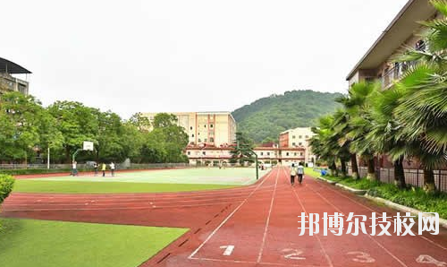 重慶微電子工業(yè)學校怎么樣、好不好