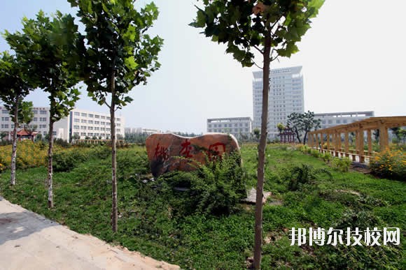衡水科技工程學(xué)校2020年學(xué)費(fèi)、收費(fèi)多少