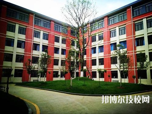 貴陽衛(wèi)生學校2020年報名條件、招生要求、招生對象