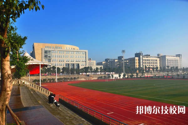 廣州從化高級(jí)技工學(xué)校2020年報(bào)名條件、招生要求、招生對(duì)象