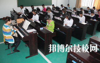 華亭職業(yè)教育中心怎么樣、好不好