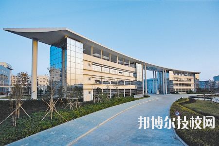 鄞州職業(yè)教育中心學(xué)校2020年報(bào)名條件、招生要求、招生對象