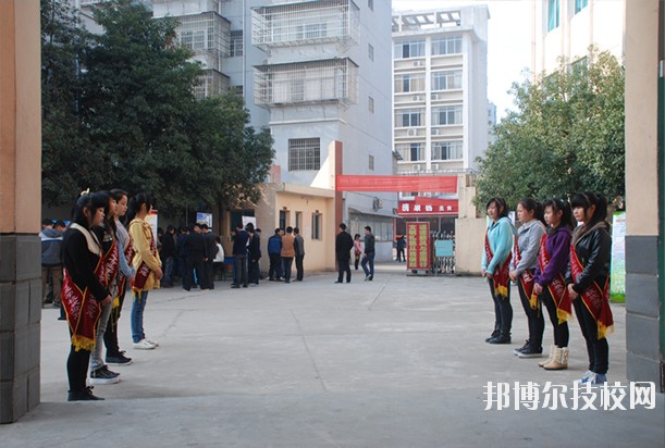 江西電子工業(yè)中等專業(yè)學(xué)校2020年報名條件、招生要求、招生對象