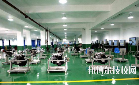 重慶南川隆化職業(yè)中學校2020年報名條件、招生要求、招生對象