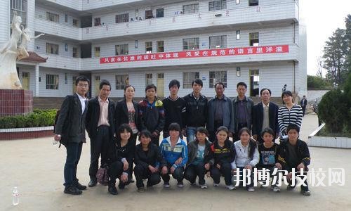 威寧職業(yè)技術高級中學2020年招生辦聯(lián)系電話