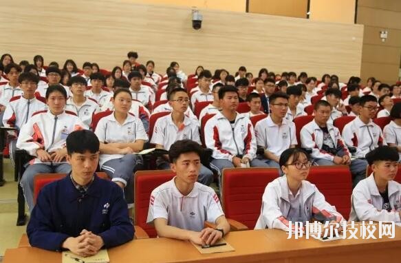 新昌技師學(xué)院2020年報(bào)名條件、招生要求、招生對(duì)象