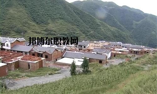 納雍中等職業(yè)學(xué)校2020年報(bào)名條件、招生要求、招生對(duì)象