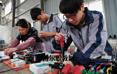 浙江商業(yè)技師學(xué)院報(bào)名條件2020年報(bào)名條件、招生要求、招生對(duì)象
