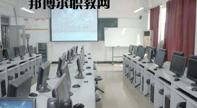 平?jīng)鲛r業(yè)學校網(wǎng)站網(wǎng)址 