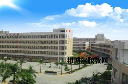曲靖羅平職業(yè)技術(shù)學(xué)校2020年學(xué)費(fèi)、收費(fèi)多少