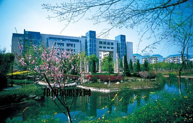 通山職教中心2020年報名條件、招生要求、招生對象