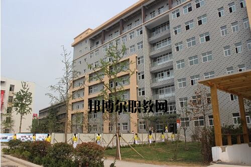 新鄉(xiāng)職業(yè)教育中心怎么樣、好不好