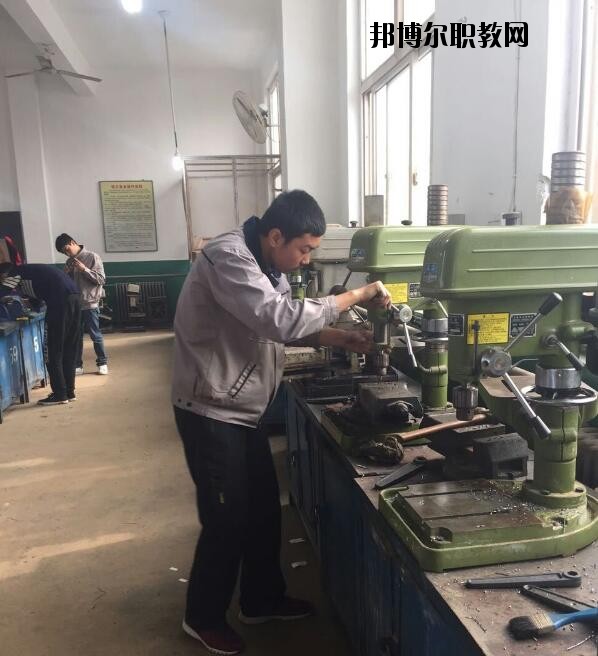 石家莊機(jī)械技工學(xué)校2020年招生錄取分?jǐn)?shù)線(xiàn)