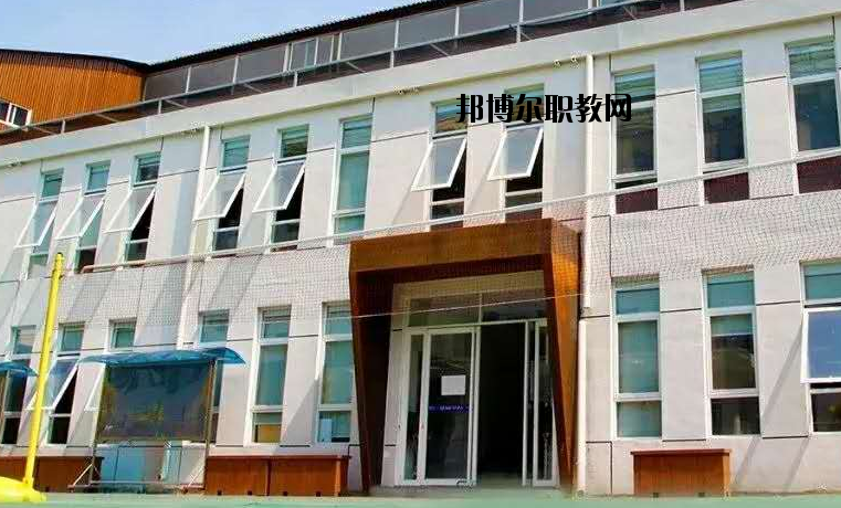 西安華樂藝術(shù)職業(yè)學(xué)校2020年報(bào)名條件、招生要求、招生對(duì)象