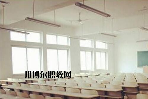 鄭州時(shí)代科技中等專業(yè)學(xué)校2021年報(bào)名條件、招生對(duì)象