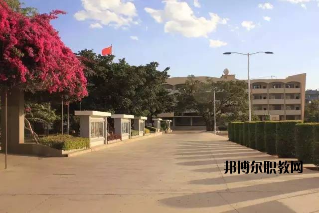 元謀縣職業(yè)高級(jí)中學(xué)2020年報(bào)名條件、招生要求、招生對(duì)象