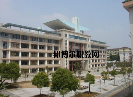 贛州服裝職業(yè)技術(shù)學(xué)校2020年報名條件、招生要求、招生對象
