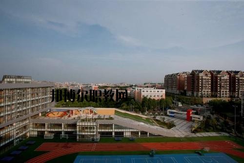 綿陽工貿(mào)學(xué)校2020年報(bào)名條件、招生要求、招生對象