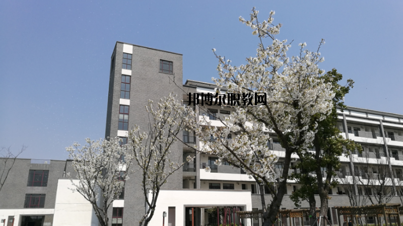 蘇州高等幼兒師范學校2020年報名條件、招生要求、招生對象