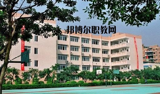 瀘州電子機(jī)械學(xué)校2020年報(bào)名條件、招生要求、招生對(duì)象