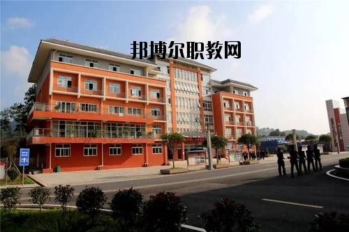 黔東南州國(guó)防科技學(xué)校怎么樣，好不好