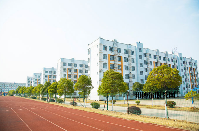 南昌運輸職業(yè)技術(shù)學(xué)校怎么樣、好不好