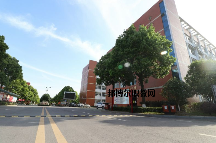 江陵職教中心2020年報(bào)名條件、招生要求、招生對(duì)象