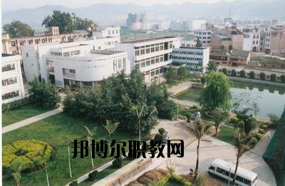 文山三鑫中等職業(yè)技術(shù)學校2020年報名條件、招生要求、招生對象