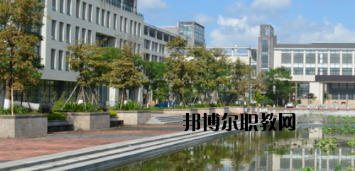 佛山高明區(qū)職業(yè)技術(shù)學(xué)校2020年報(bào)名條件、招生要求、招生對(duì)象