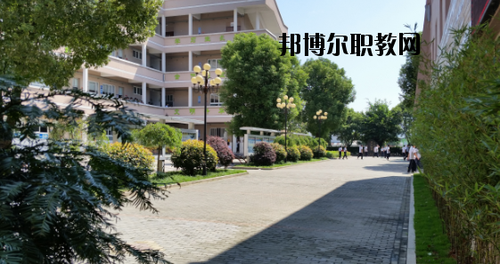 衢州育才職業(yè)中學(xué)怎么樣，好不好