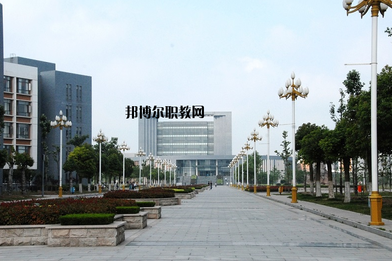 鹽城師范學(xué)院怎么樣、好不好