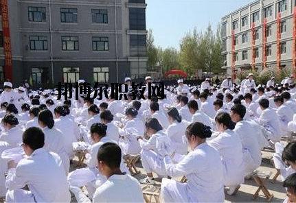 焦作護理學校2021年報名條件、招生要求、招生對象