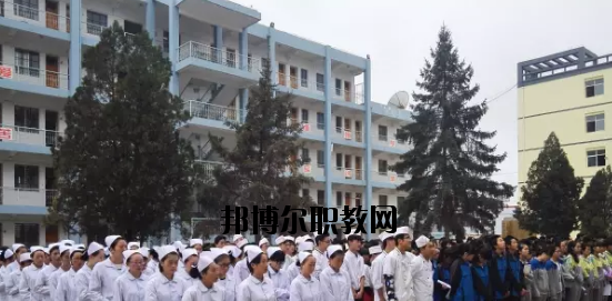 定西理工中專學(xué)校2020年學(xué)費、收費多少