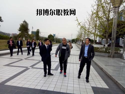南充應(yīng)用技術(shù)職業(yè)學(xué)校2020年報(bào)名條件、招生要求、招生對(duì)象