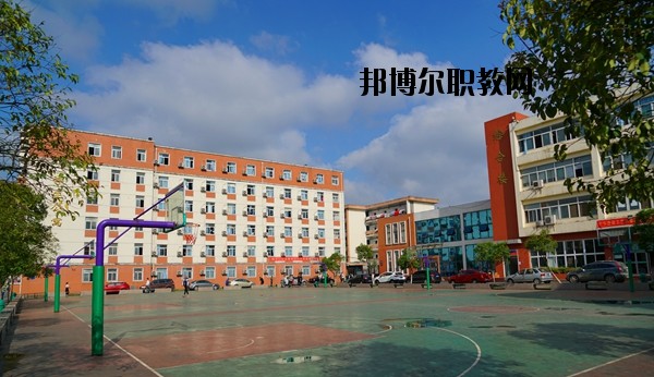安徽建工技師學(xué)院2020年報(bào)名條件、招生要求、招生對(duì)象 