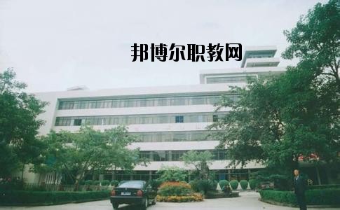 內(nèi)江宏昌職業(yè)技術學校怎么樣、好不好