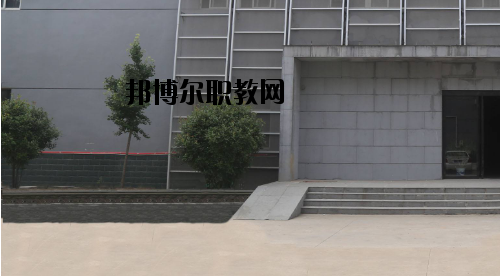 許昌職業(yè)技術(shù)學(xué)院附屬中專2021年報名條件、招生要求、招生對象