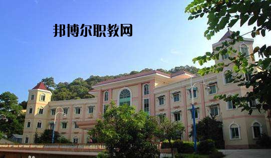 許昌技術(shù)經(jīng)濟(jì)學(xué)校2021年報(bào)名條件、招生要求、招生對(duì)象