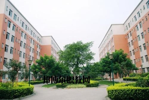 成都信息工程職業(yè)技術(shù)學校2020年報名條件、招生要求、招生對象
